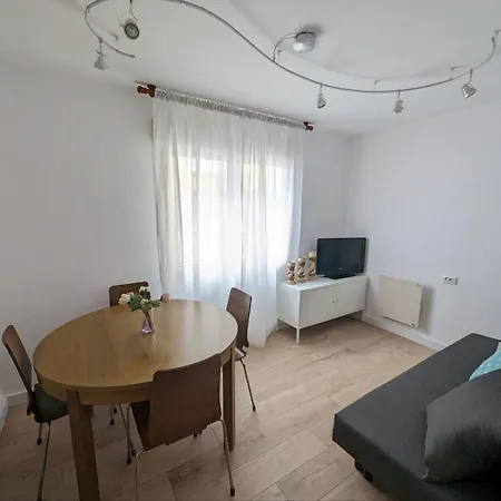 El Arbeyal Apartman *